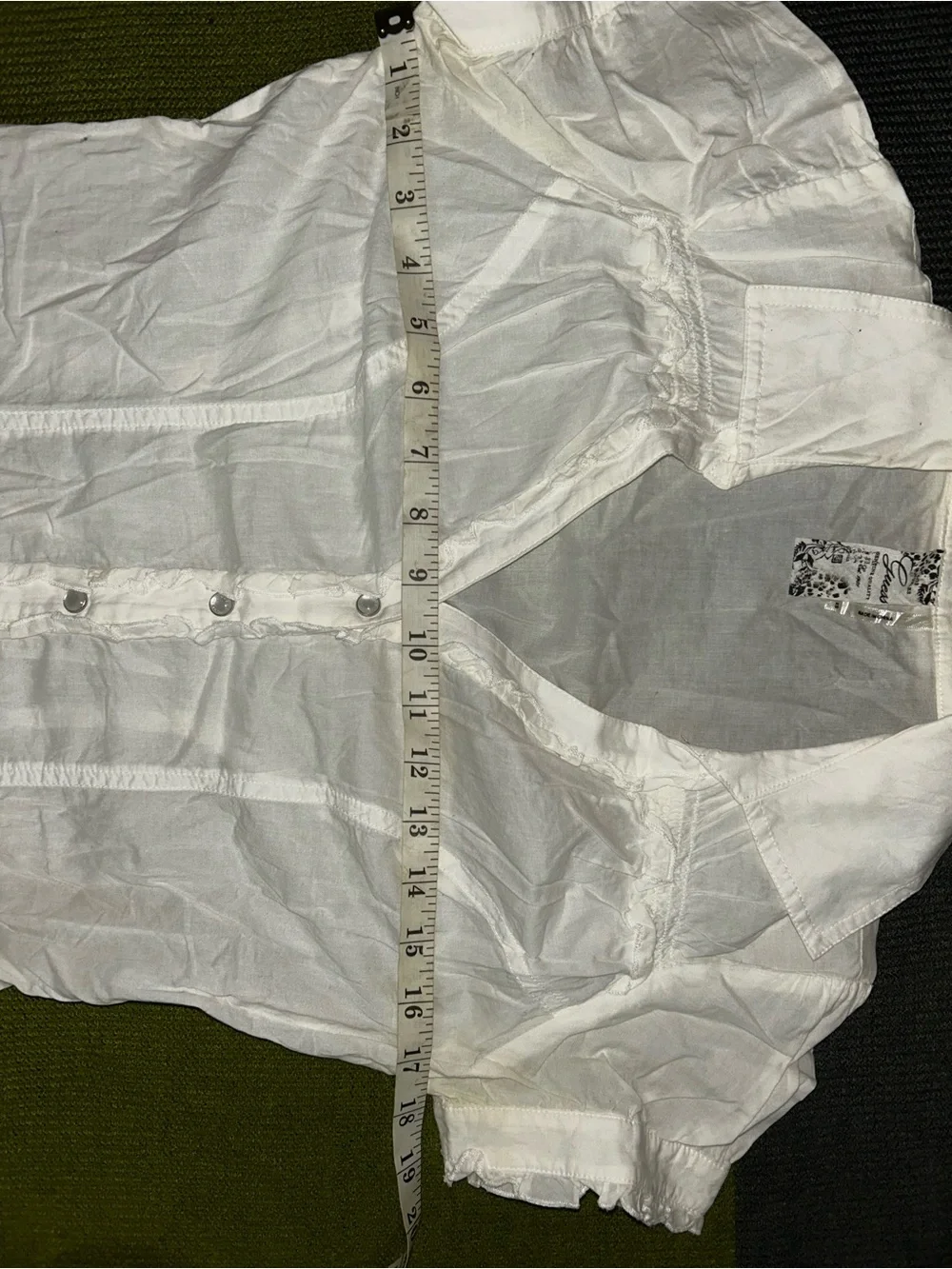 Vintage Guess Y2K White Short-Sleeve Ruffle Trim Button-Down Shirt SZ XS - Picture 6 of 9